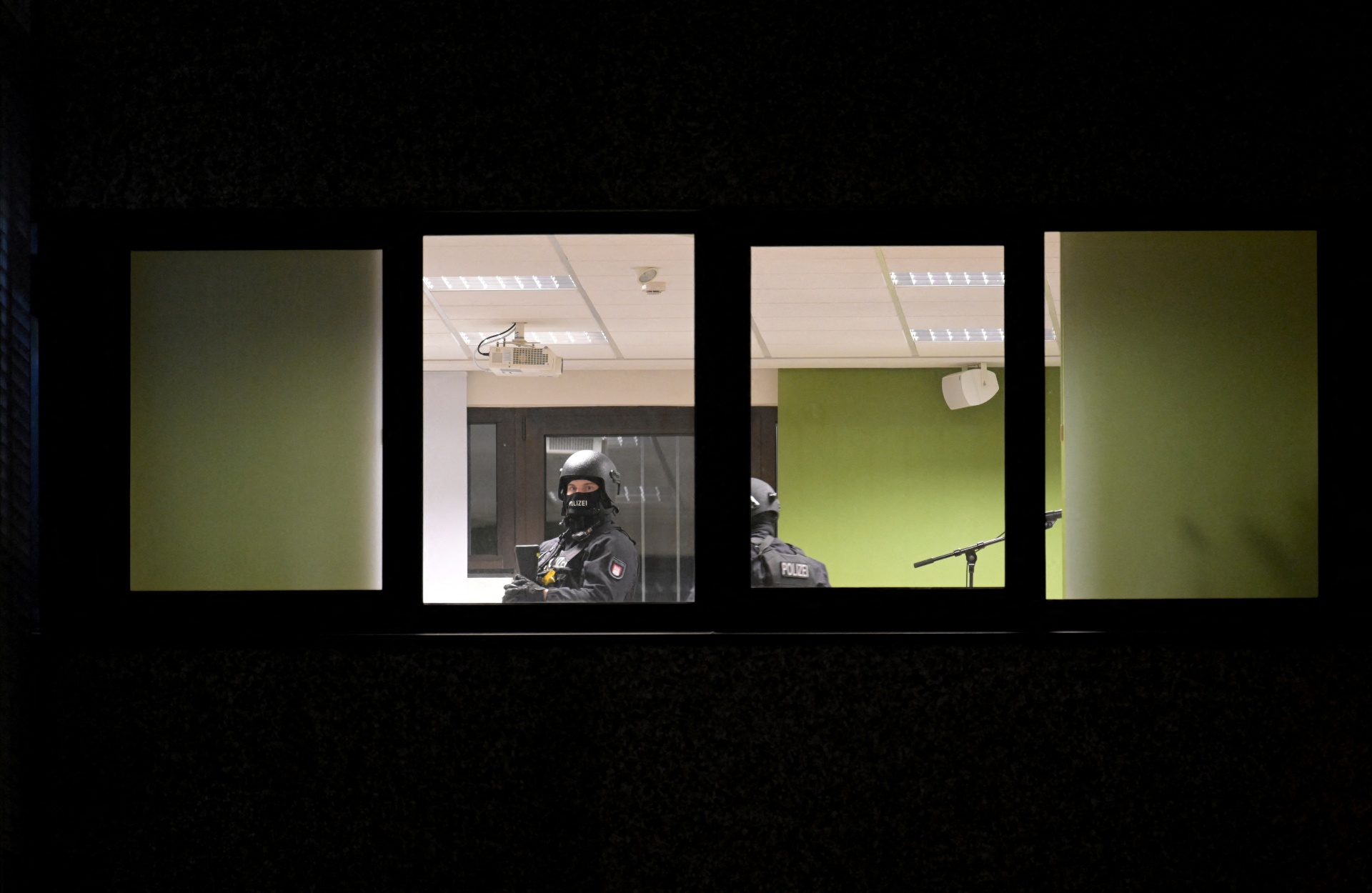 Xa sung tai nha tho o Duc, 7 nguoi thiet mang hinh anh