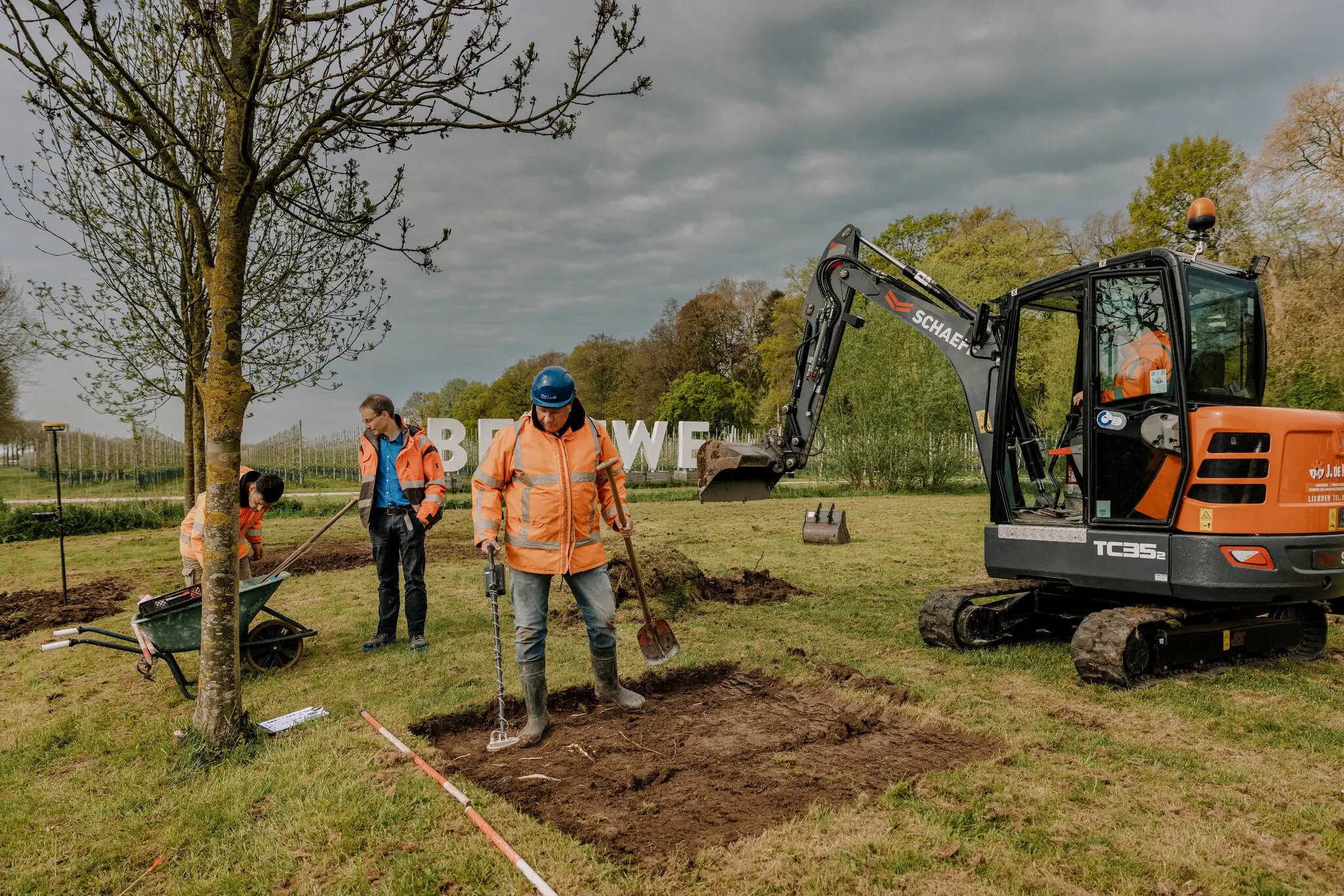 Ngoi lang heo lanh bong nao nhiet vi tam ban do kho bau phat xit Duc hinh anh