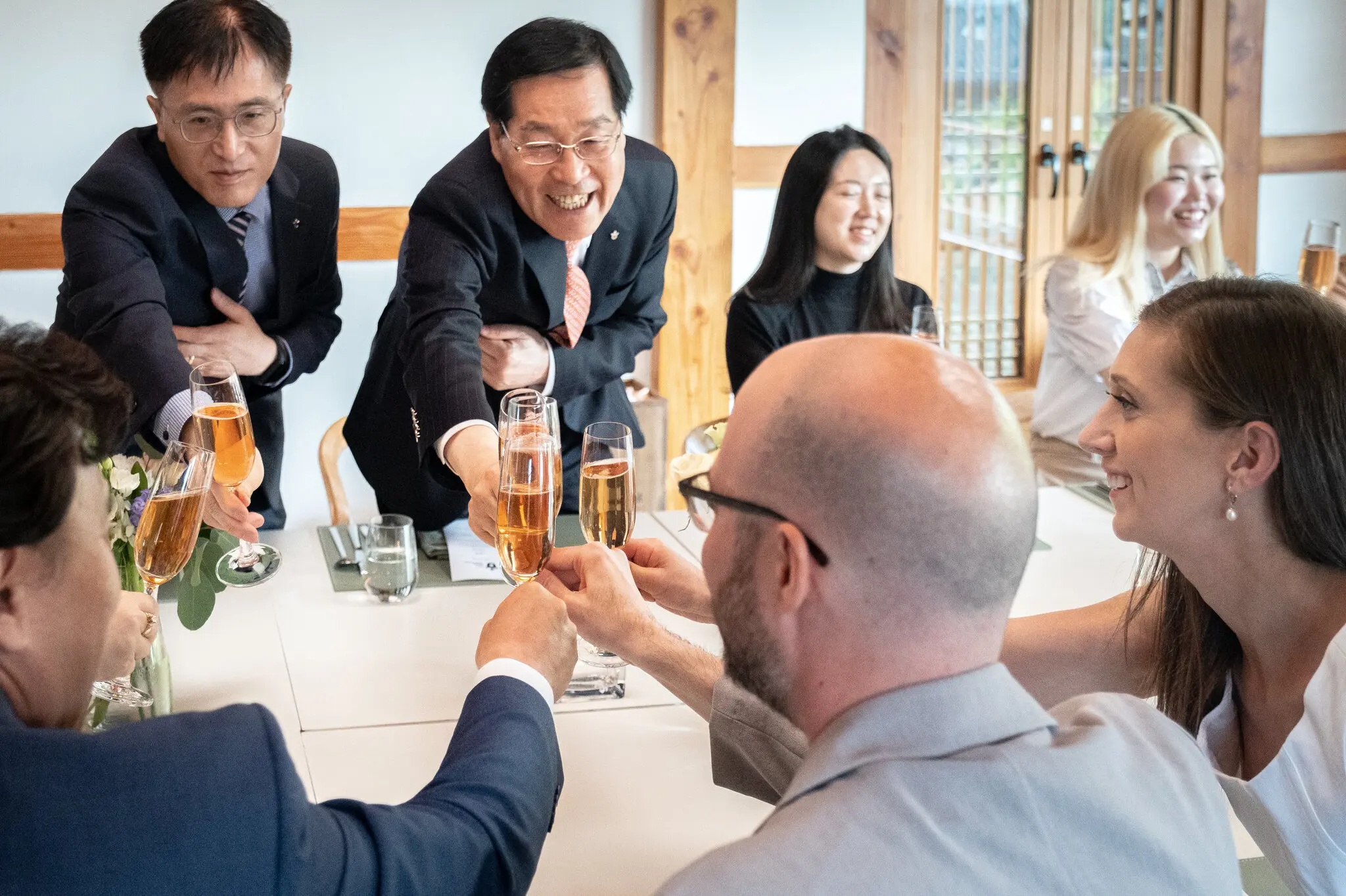 Cuoc tai ngo bat ngo sau tieng go cua dinh menh o My hinh anh