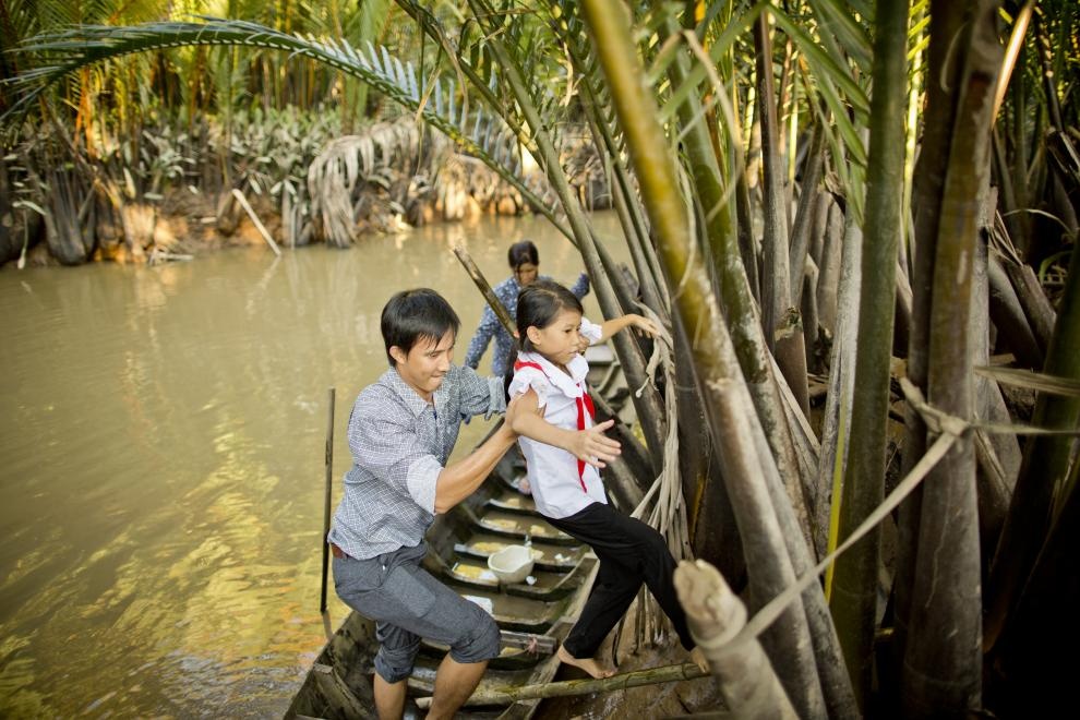 204 trieu tre em dung truoc 'cu soc khi hau' hinh anh