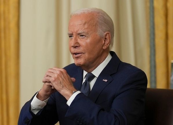 Thay gi tu phan ung cua ong Biden va ong Trump sau vu am sat hut hinh anh