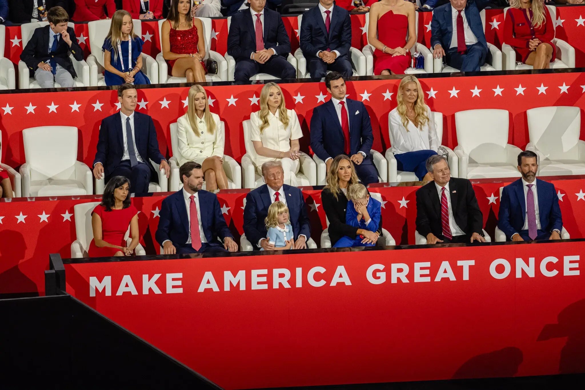 con ut cua ong Trump anh 1