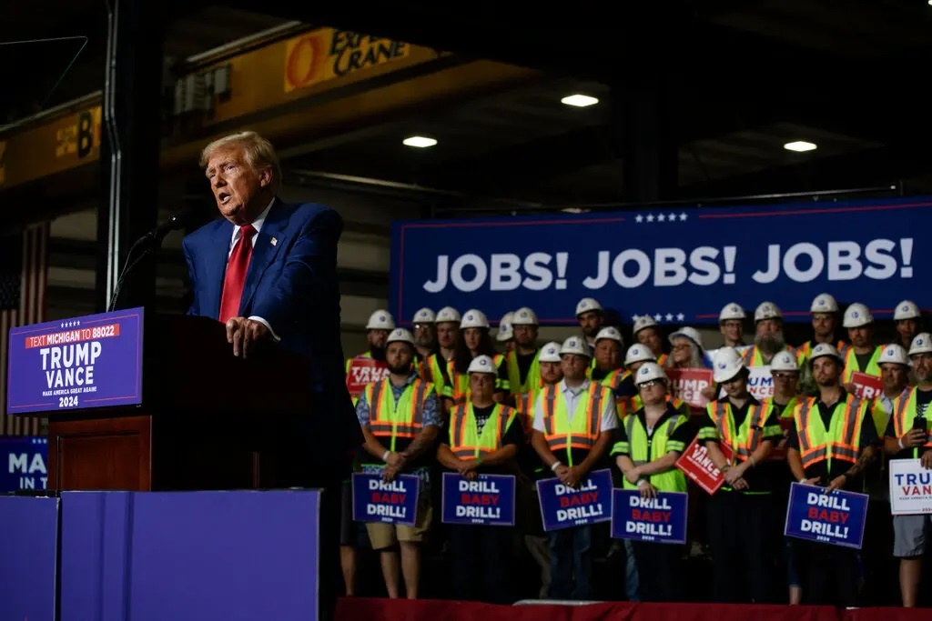 di san khi hau biden anh 1