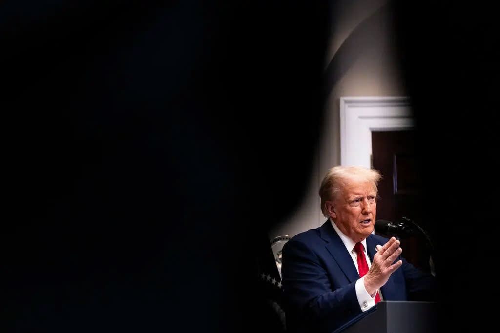 Hai ngay nhu ca nhiem ky cua ong Trump hinh anh