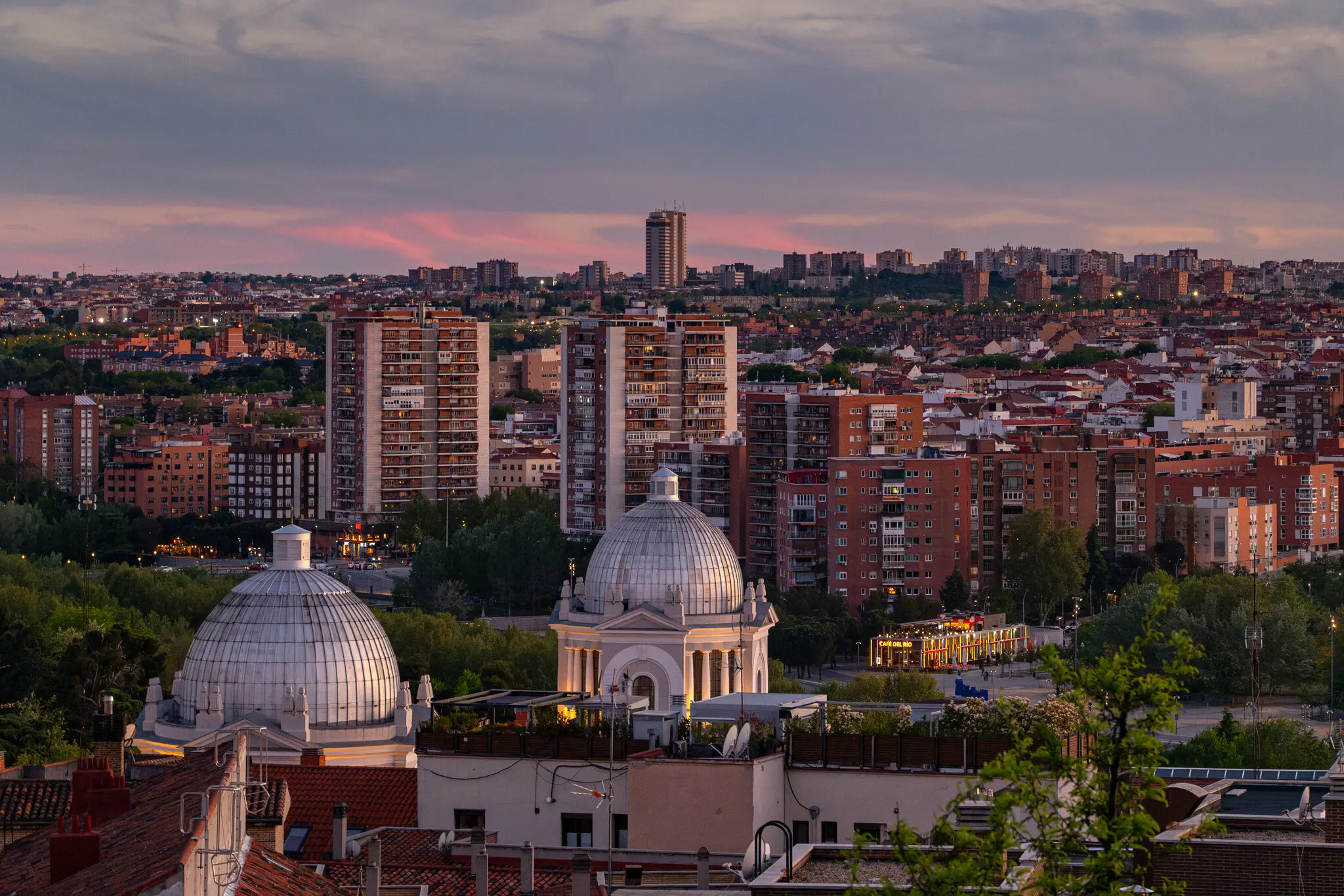 Quoc gia khien ca chau Au ghen ti hinh anh