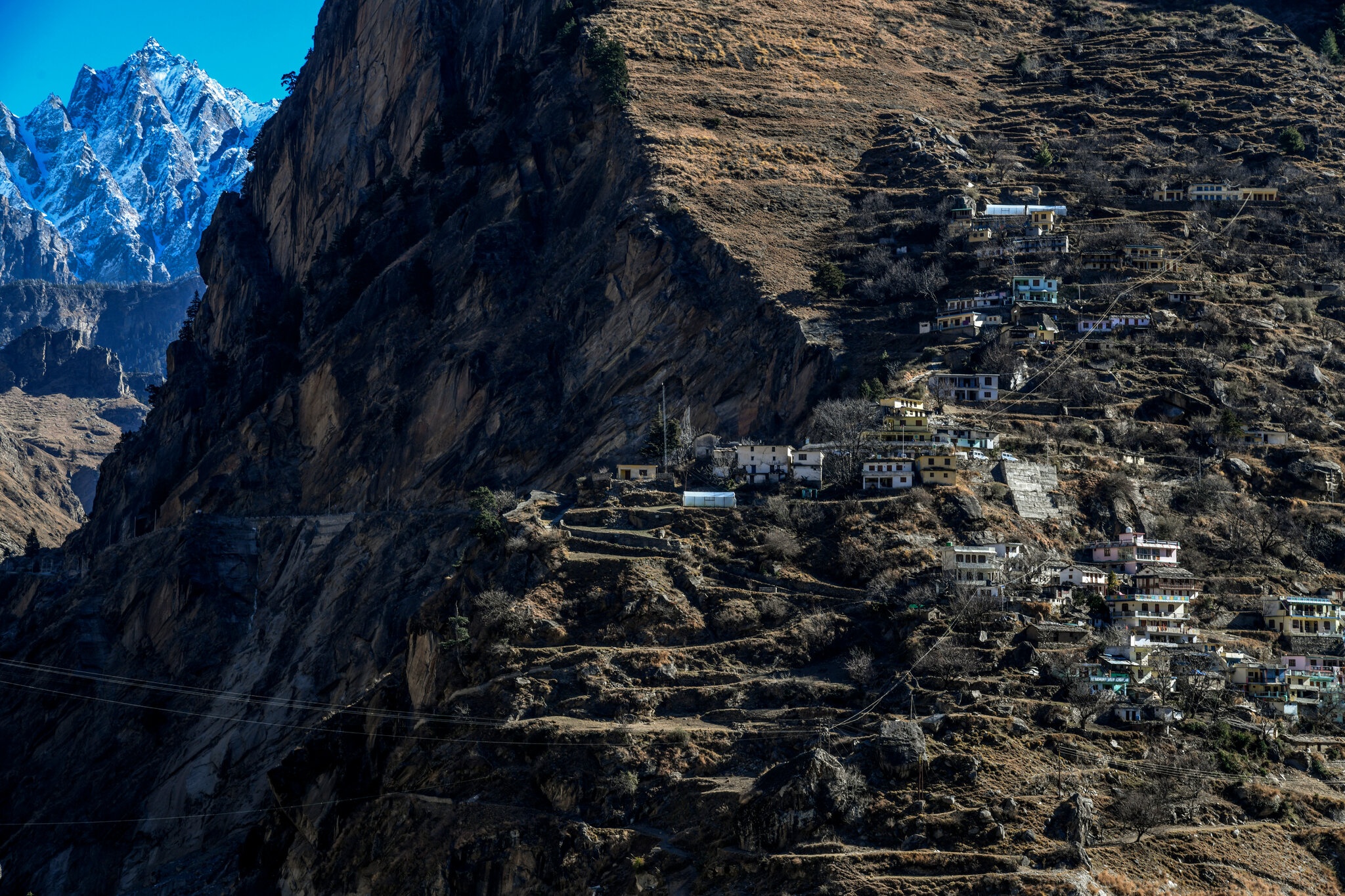 thiet bi hat nhan anh 3