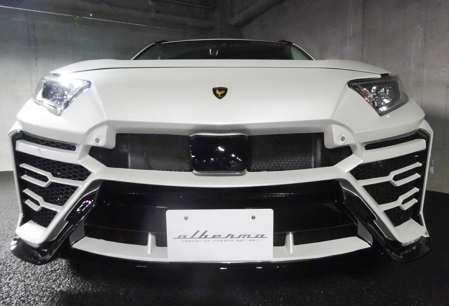 Toyota RAV4 lot xac thanh Lamborghini Urus anh 3