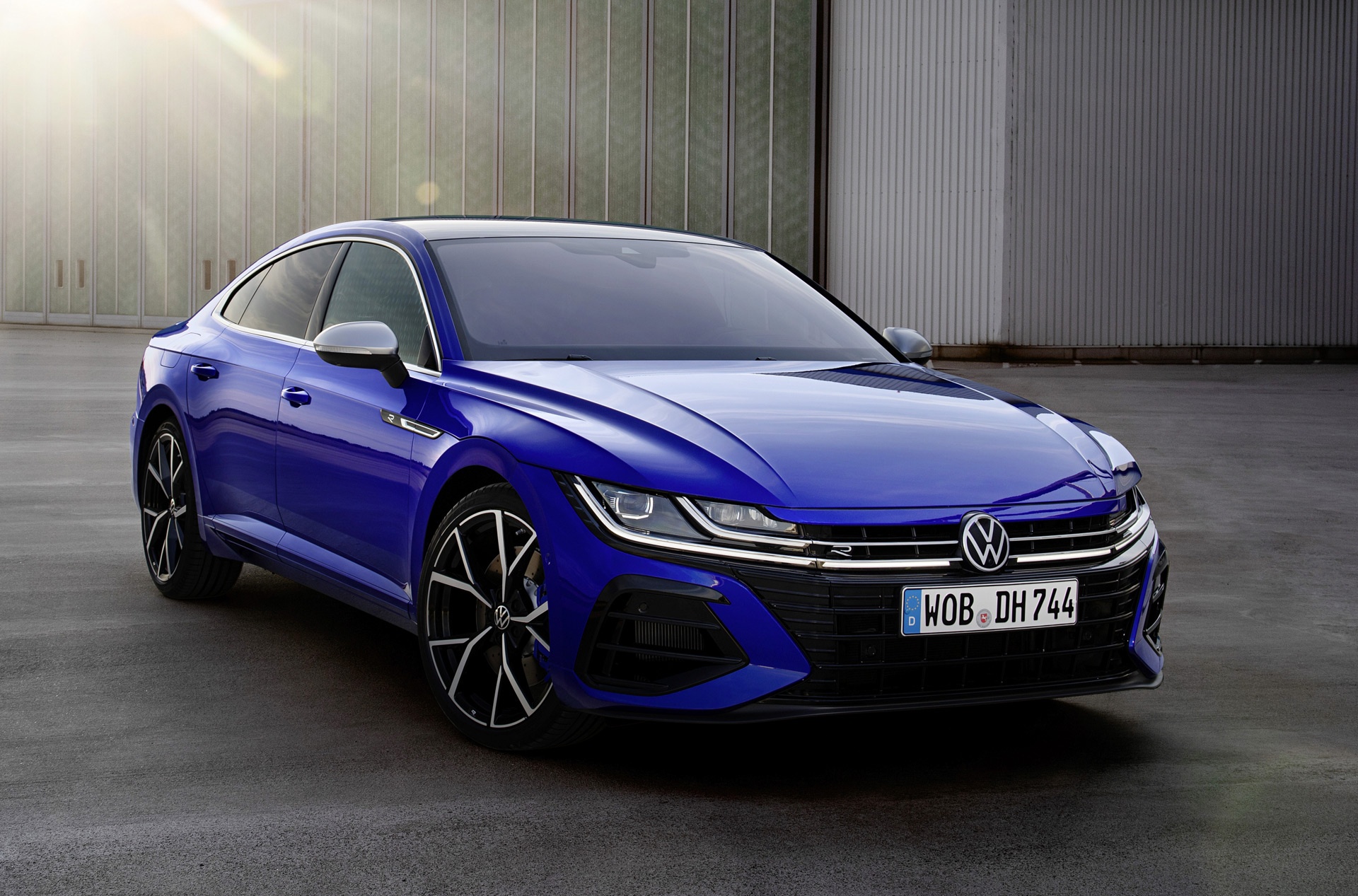 Volkswagen Arteon R,  phiên bản hiệu suất,  sedan fastback,  wagon ảnh 2 Volkswagen Arteon R,  phien ban hieu suat,  sedan fastback,  wagon anh 2