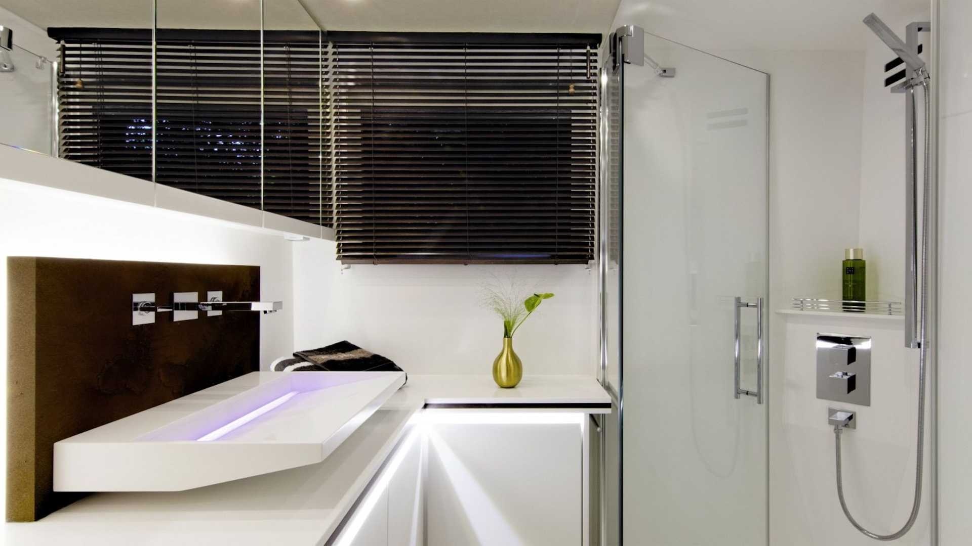 Nhà di động siêu sang trị giá 1, 8 triệu USD,  chở được cả siêu xe ảnh 5 Nha di dong sieu sang tri gia 1, 8 trieu USD,  cho duoc ca sieu xe anh 5