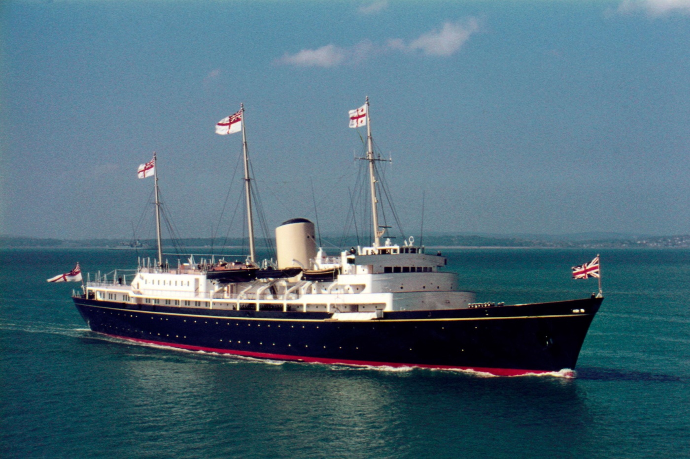 Du thuyen hoang gia,  HMY Britannia,  nu hoang Anh anh 2