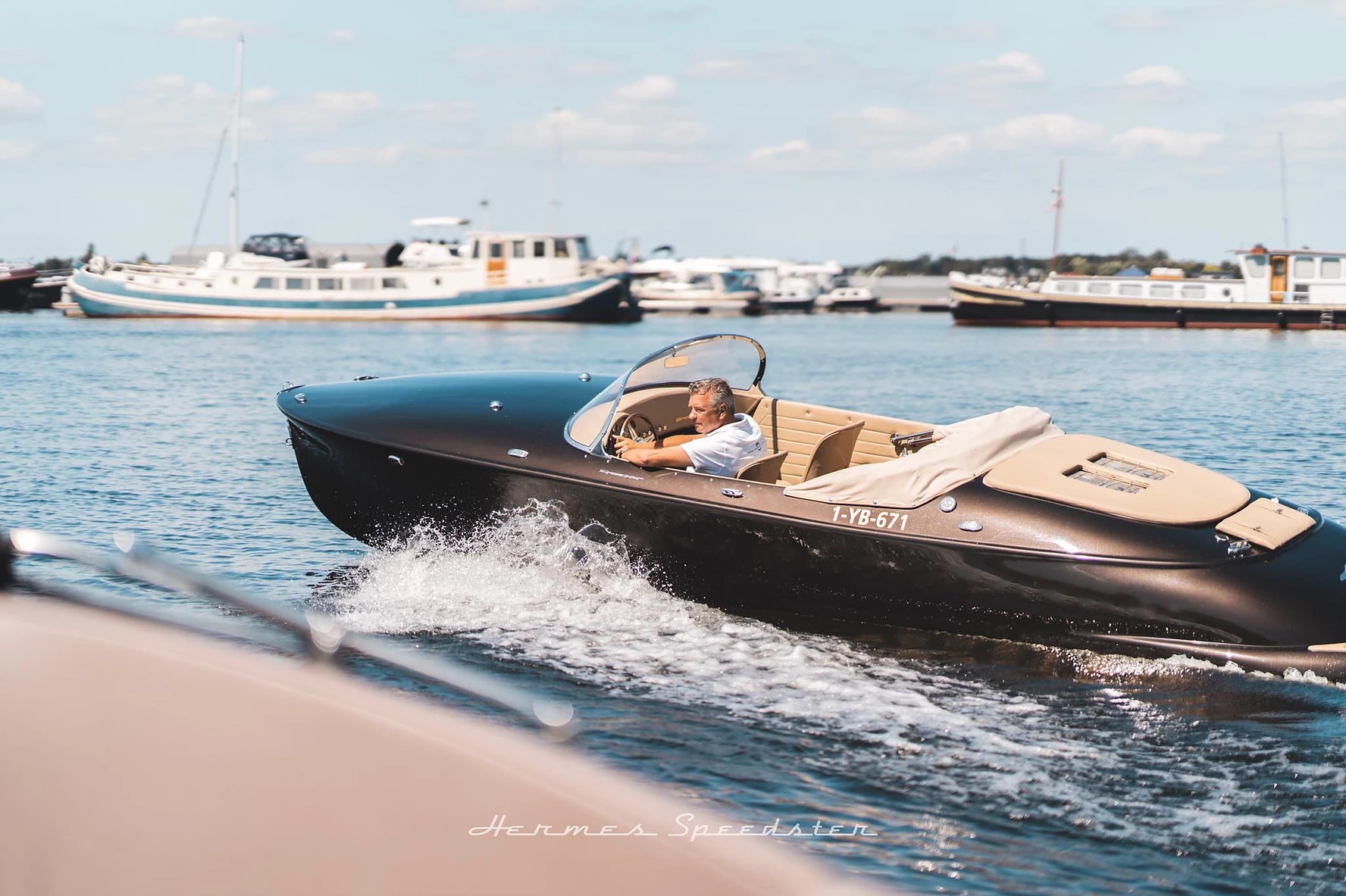 Hermes Speedster,  Seven Seas Yachts,  xuồng runabout,  Runabout,   ảnh 2 Hermes Speedster,  Seven Seas Yachts,  xuong runabout,  Runabout, anh 2