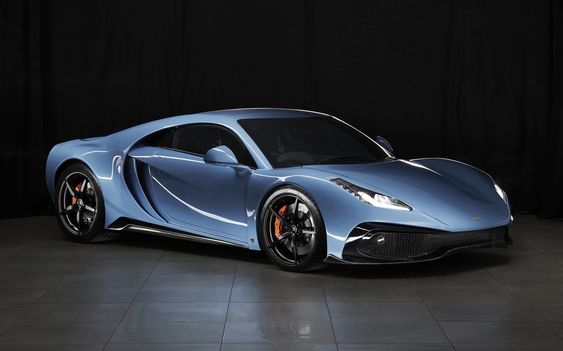 Sieu xe Noble M500 o giai doan tien san xuat hinh anh