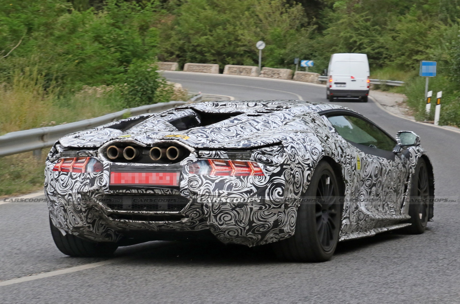 Sieu xe ke nhiem Aventador,  Lamborghini anh 4