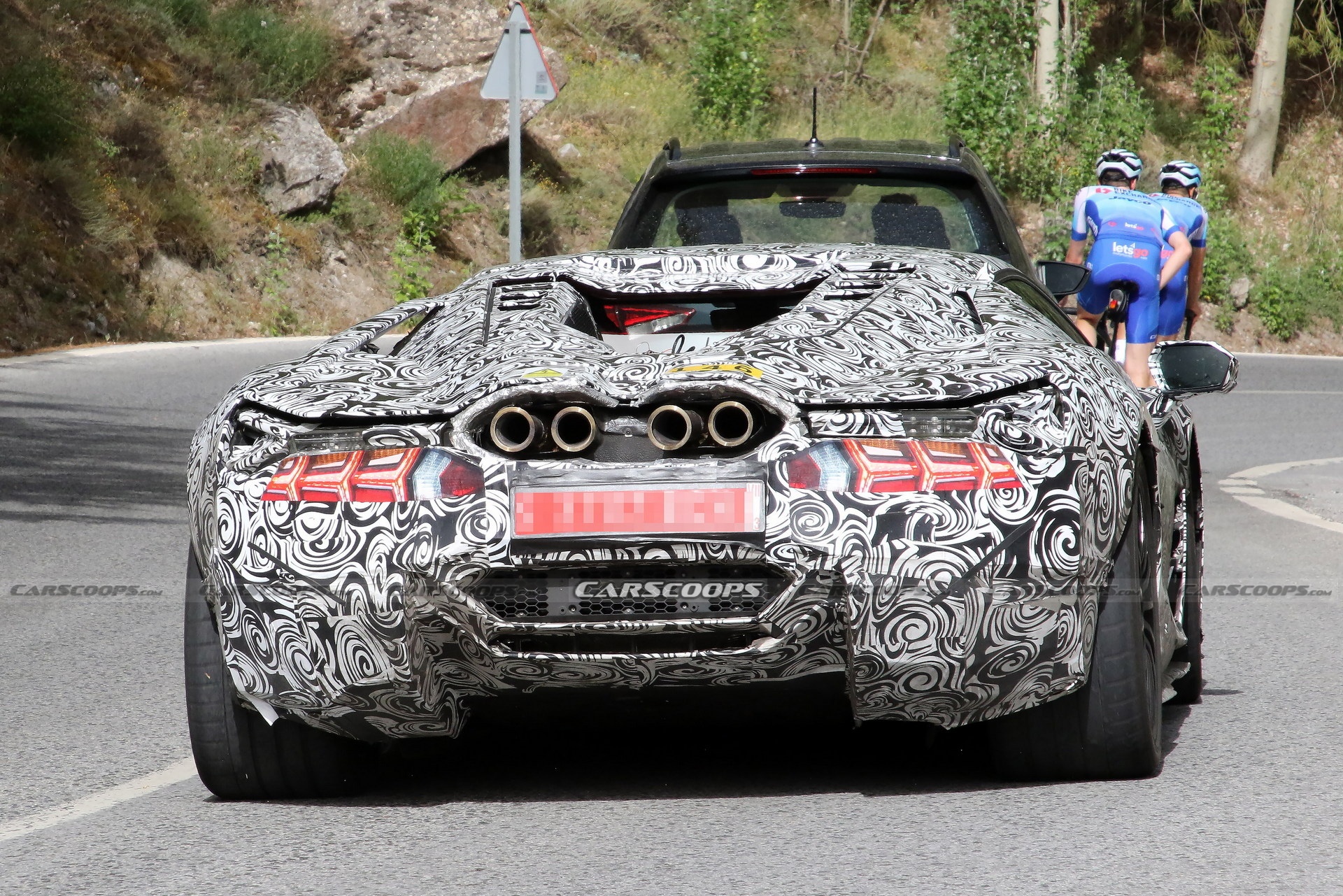 Sieu xe ke nhiem Aventador,  Lamborghini anh 6