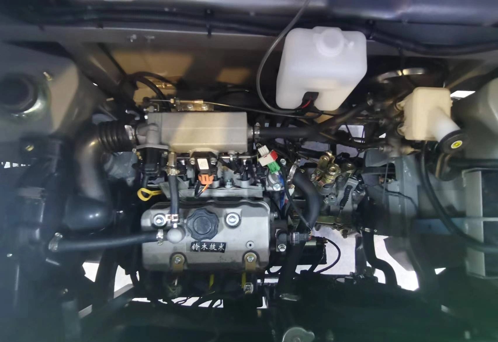 Toyota Tundra,  SVH Tundar,  xe nhái ảnh 2 Toyota Tundra,  SVH Tundar,  xe nhai anh 2