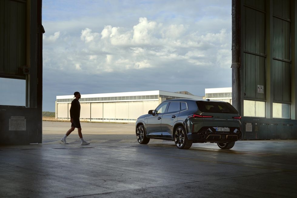 Chi tiet BMW XM anh 7