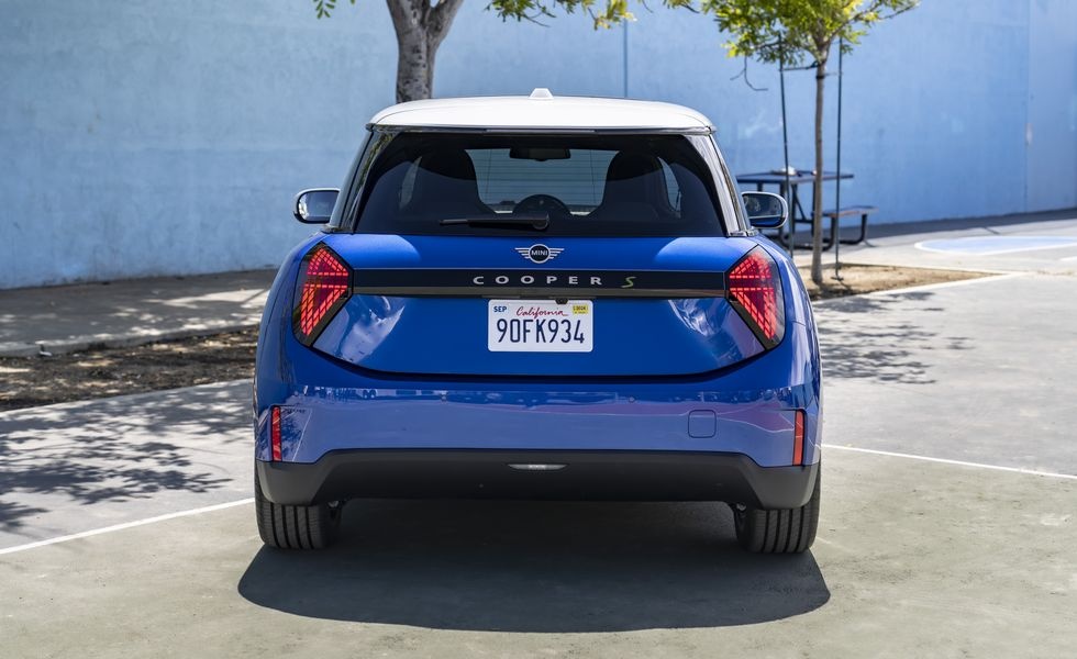 Mini Cooper S,  Mini Cooper,  Cooper chay dien,  Mini Cooper moi anh 3