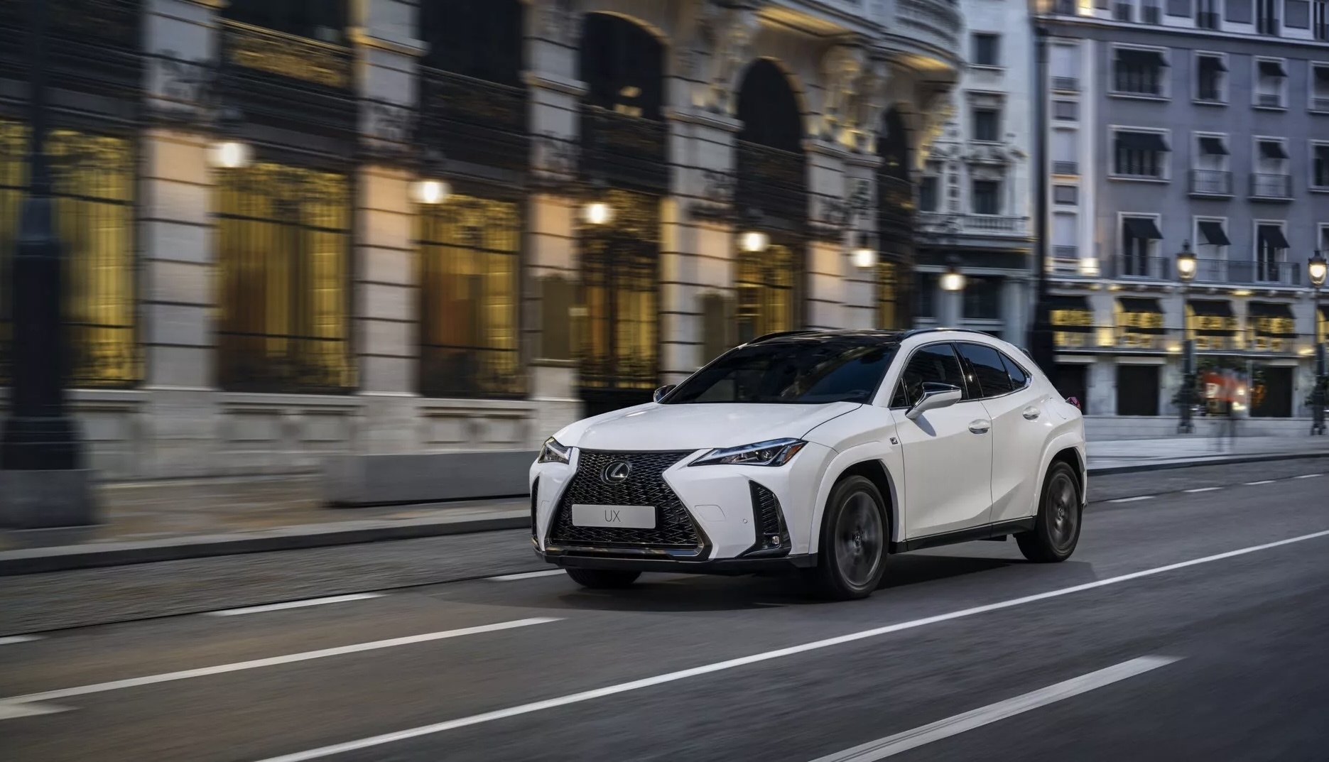 Lexus UX 2024,  Hybrid anh 1