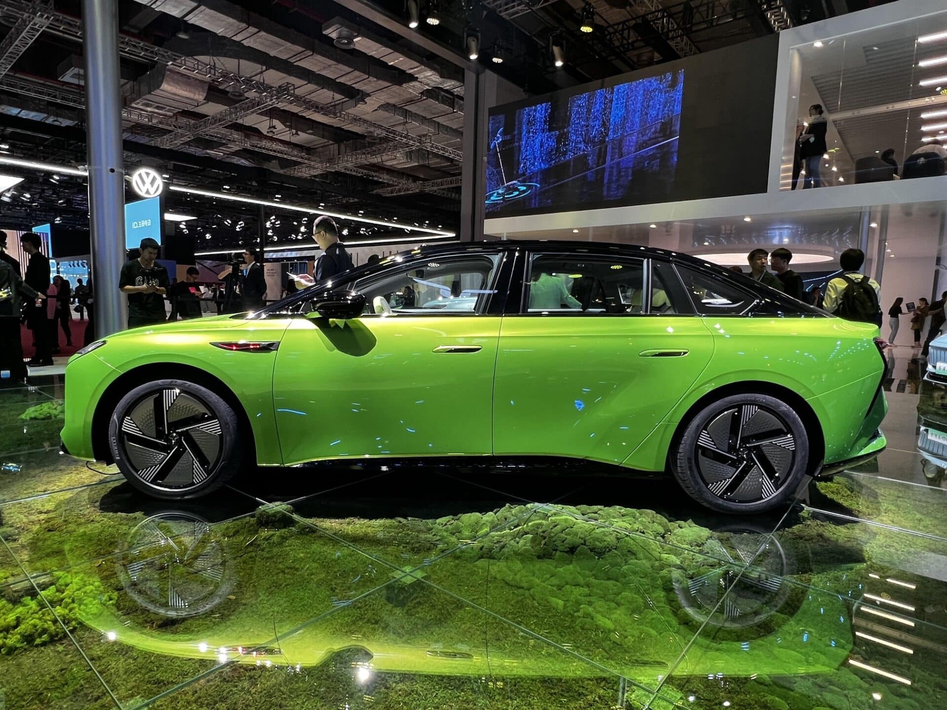 Hongqi E001,  Hongqi New Energy,  xe Hồng Kỳ,  xe điện Trung Quốc ảnh 1 Hongqi E001,  Hongqi New Energy,  xe Hong Ky,  xe dien Trung Quoc anh 1