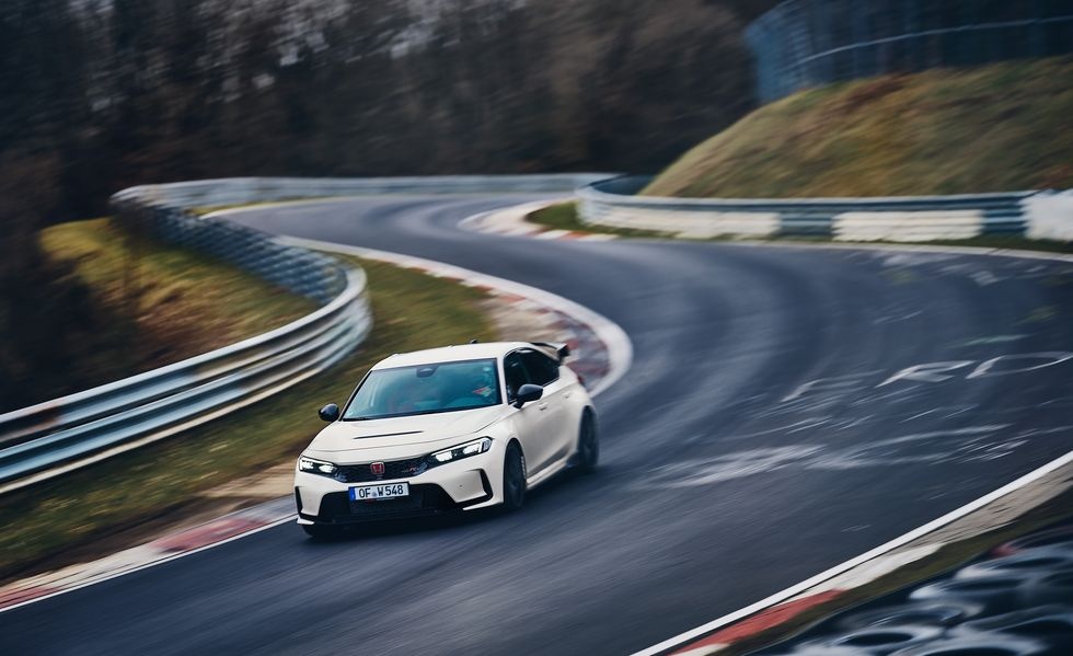 Honda Civic Type R thiet lap ky luc tai duong dua Nurburgring hinh anh