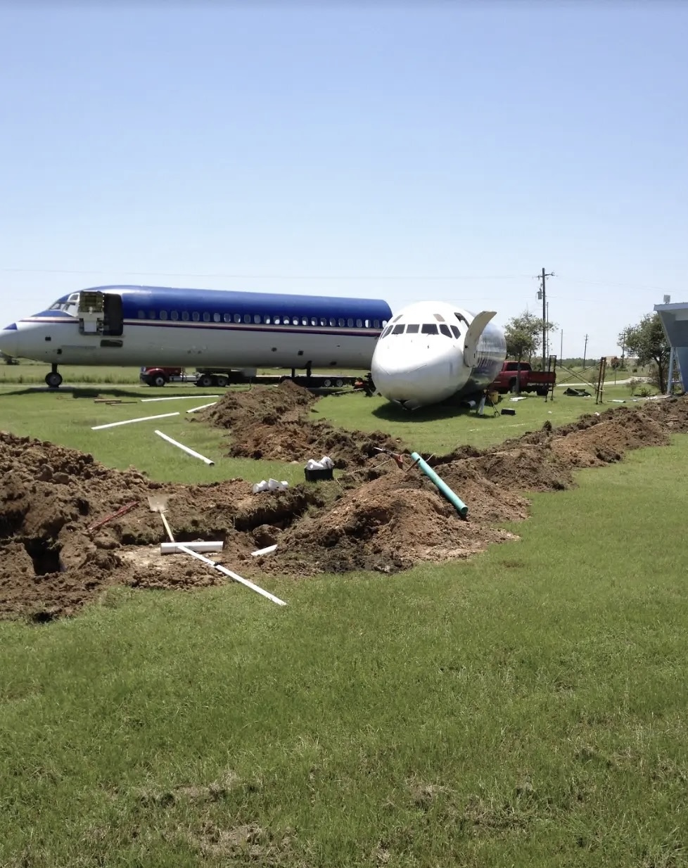 ngoi nha may bay anh 4