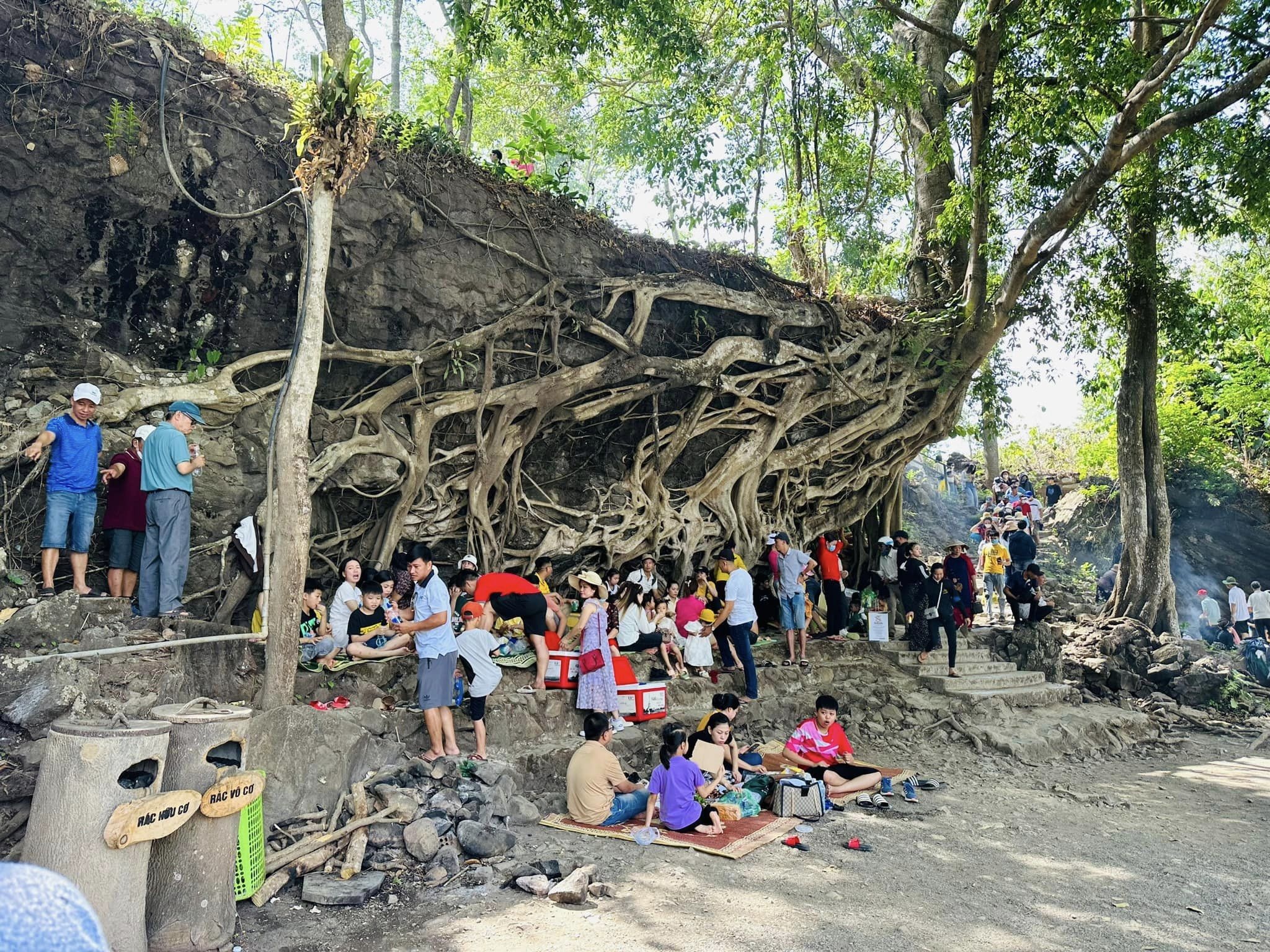 Tay Nguyen dip le anh 1