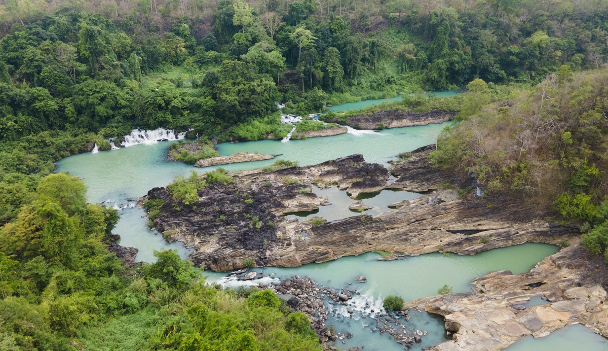 thac nuoc tranh nong anh 4