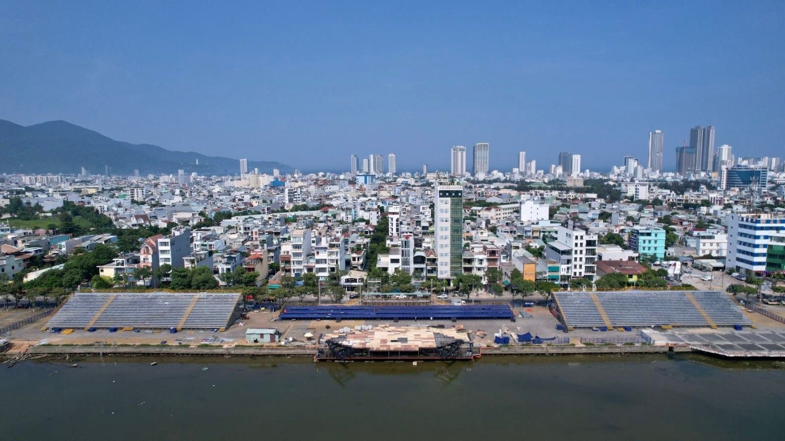 Đà Nẵng kín phòng ảnh 1 Da Nang kin phong anh 1