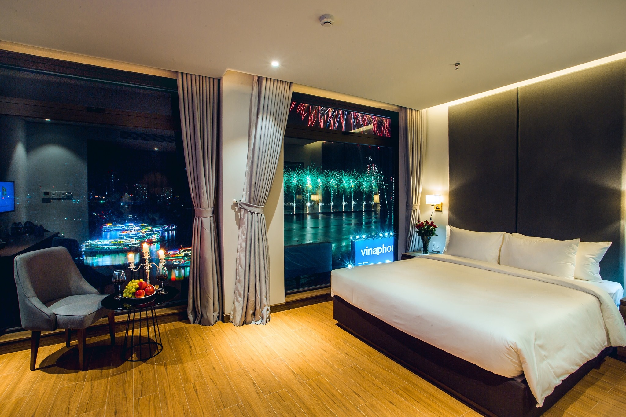 Khach san view dep anh 1