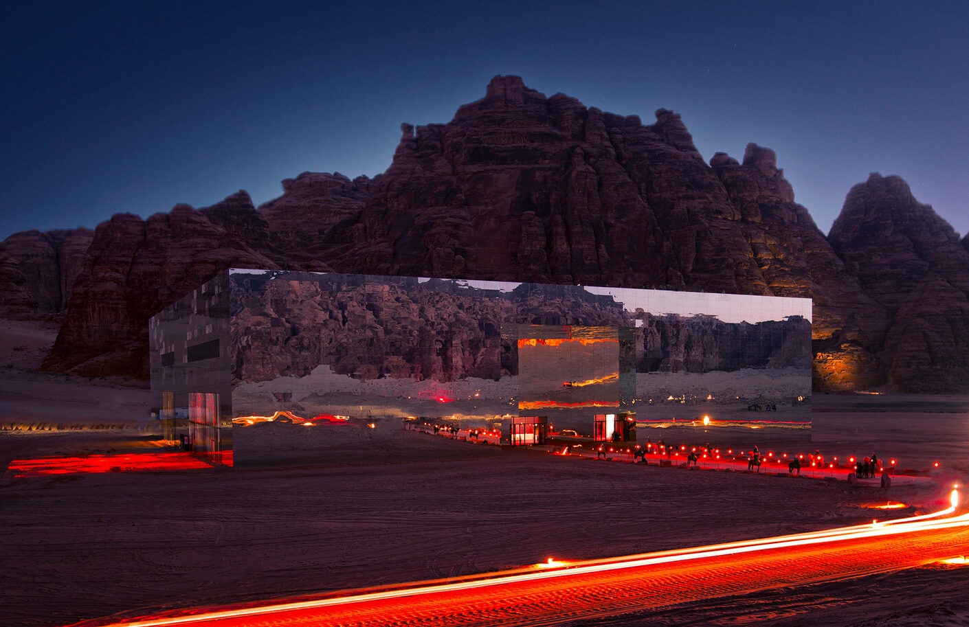 toa nha Maraya anh 6