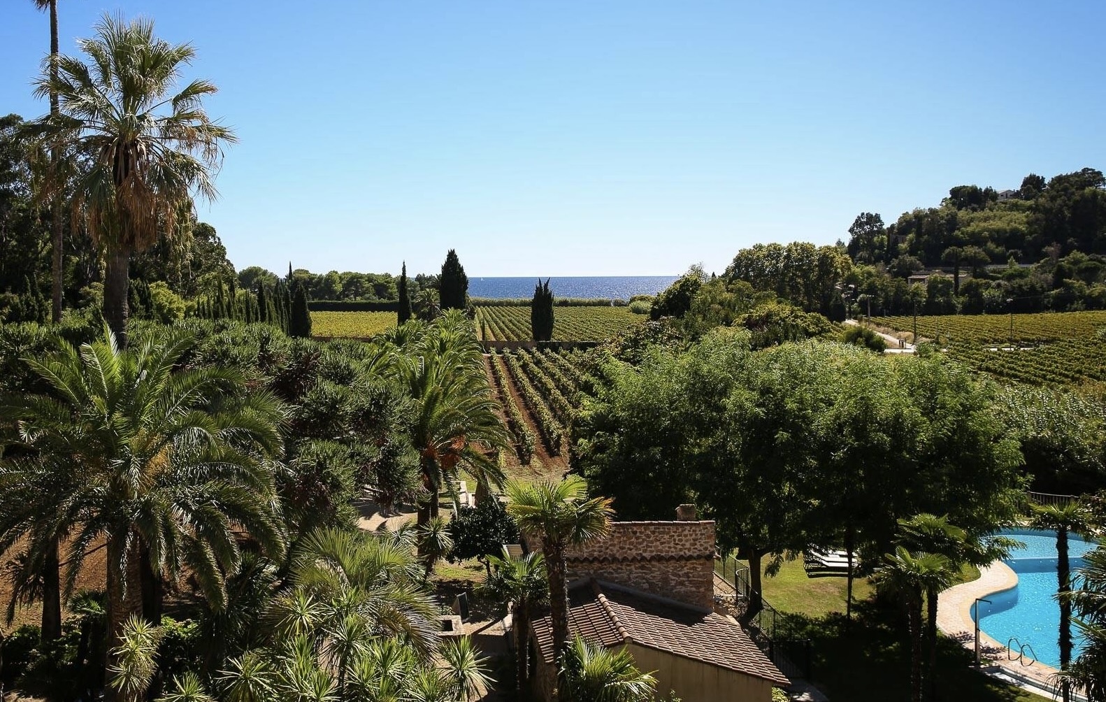 khach san lau dai Phap anh 1