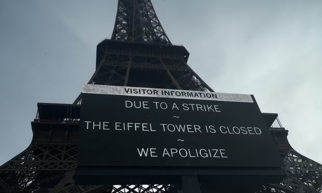 Thap Eiffel dong cua hinh anh