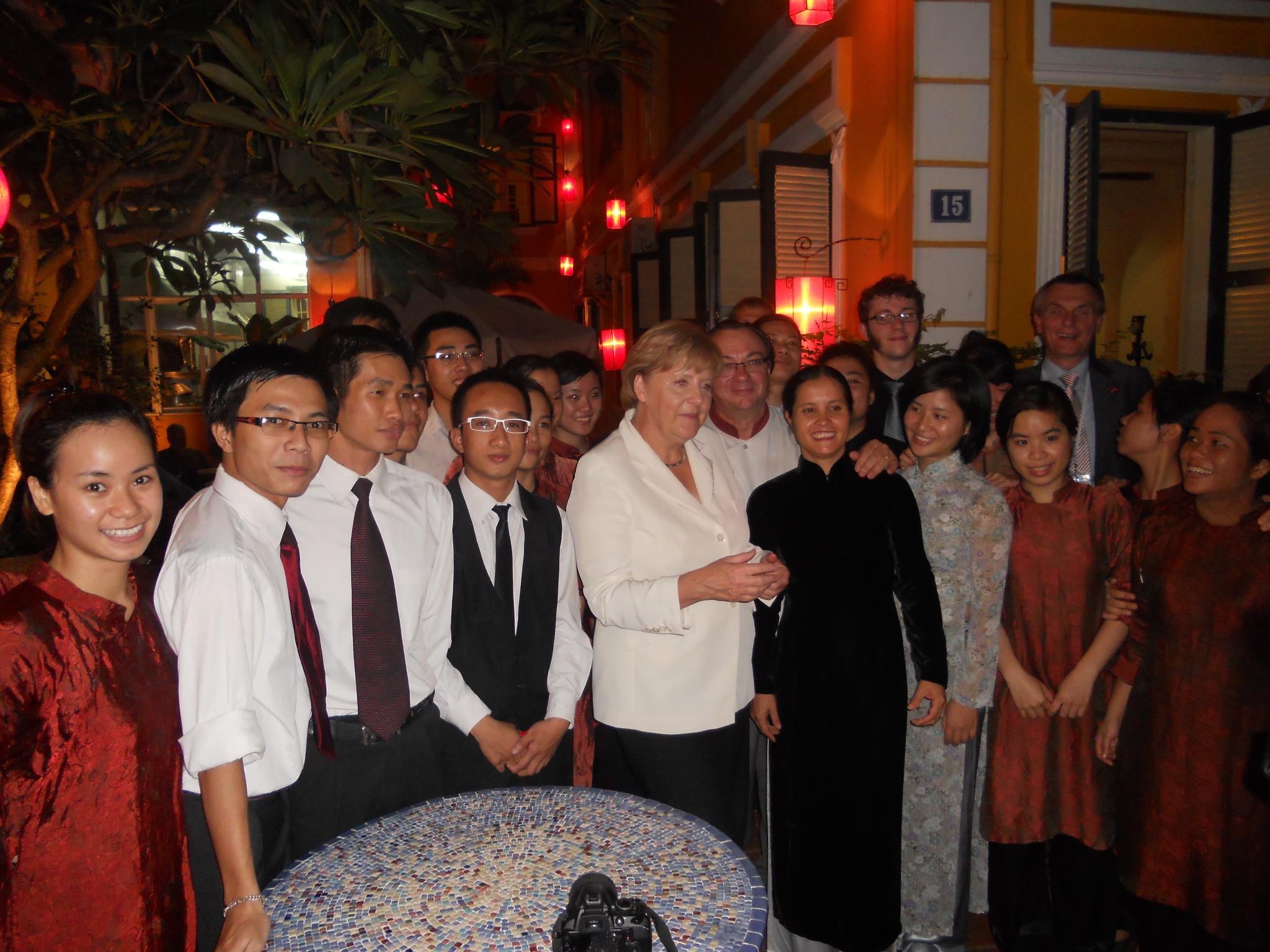 Tim Cook den Viet Nam anh 11