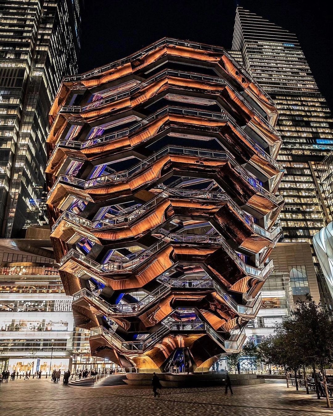 toa thap Vessel anh 2