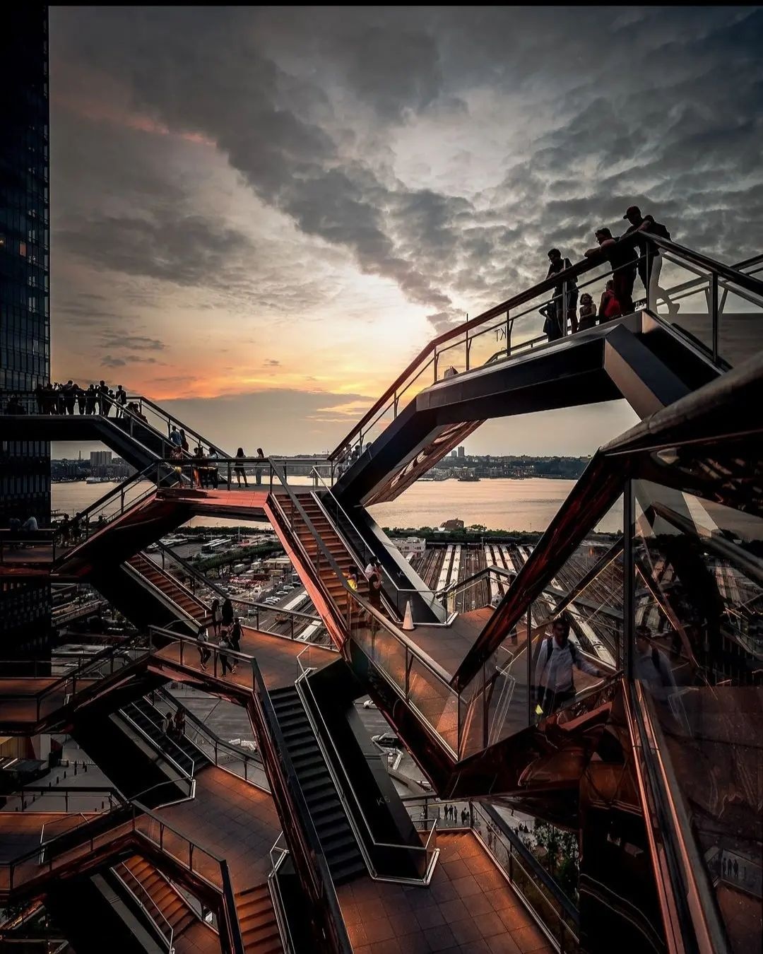 toa thap Vessel anh 5