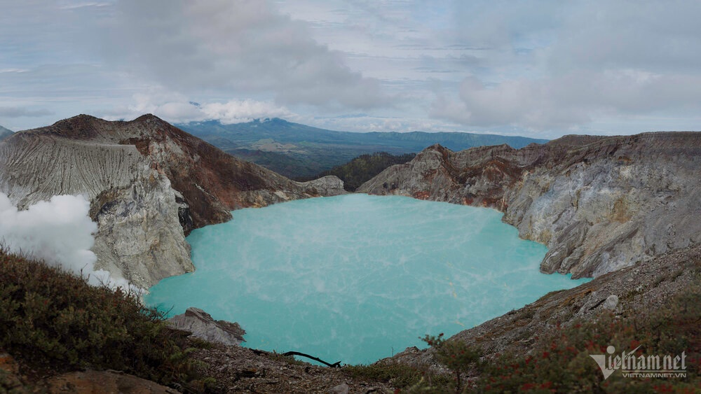 Kawah Ijen anh 1