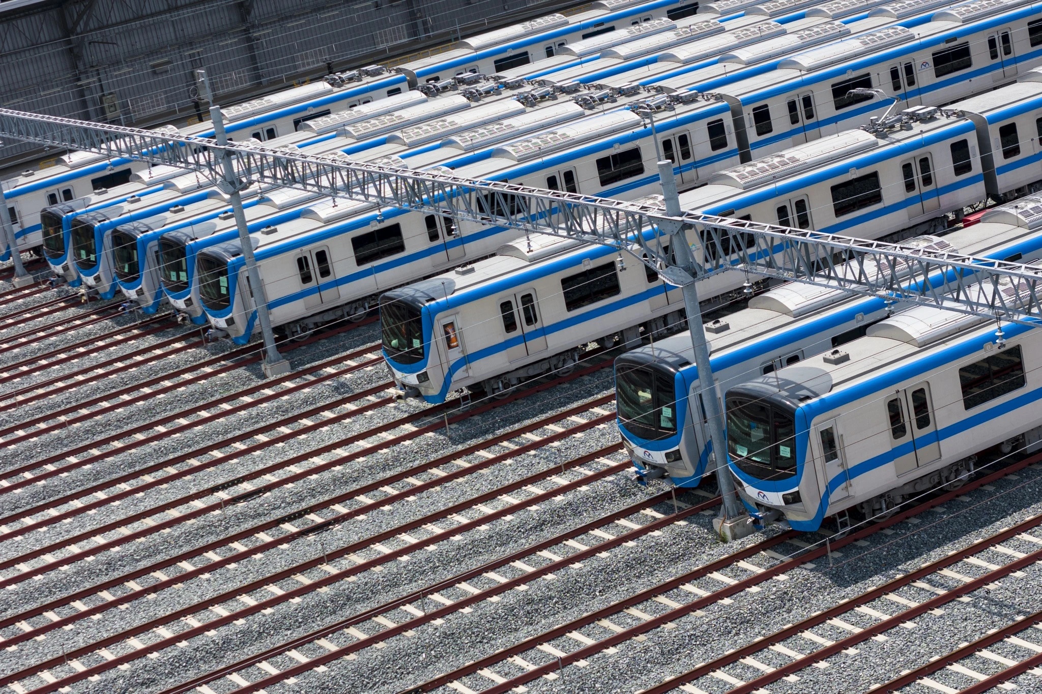 Metro so 1 'gap kho' truoc ngay ve dich hinh anh