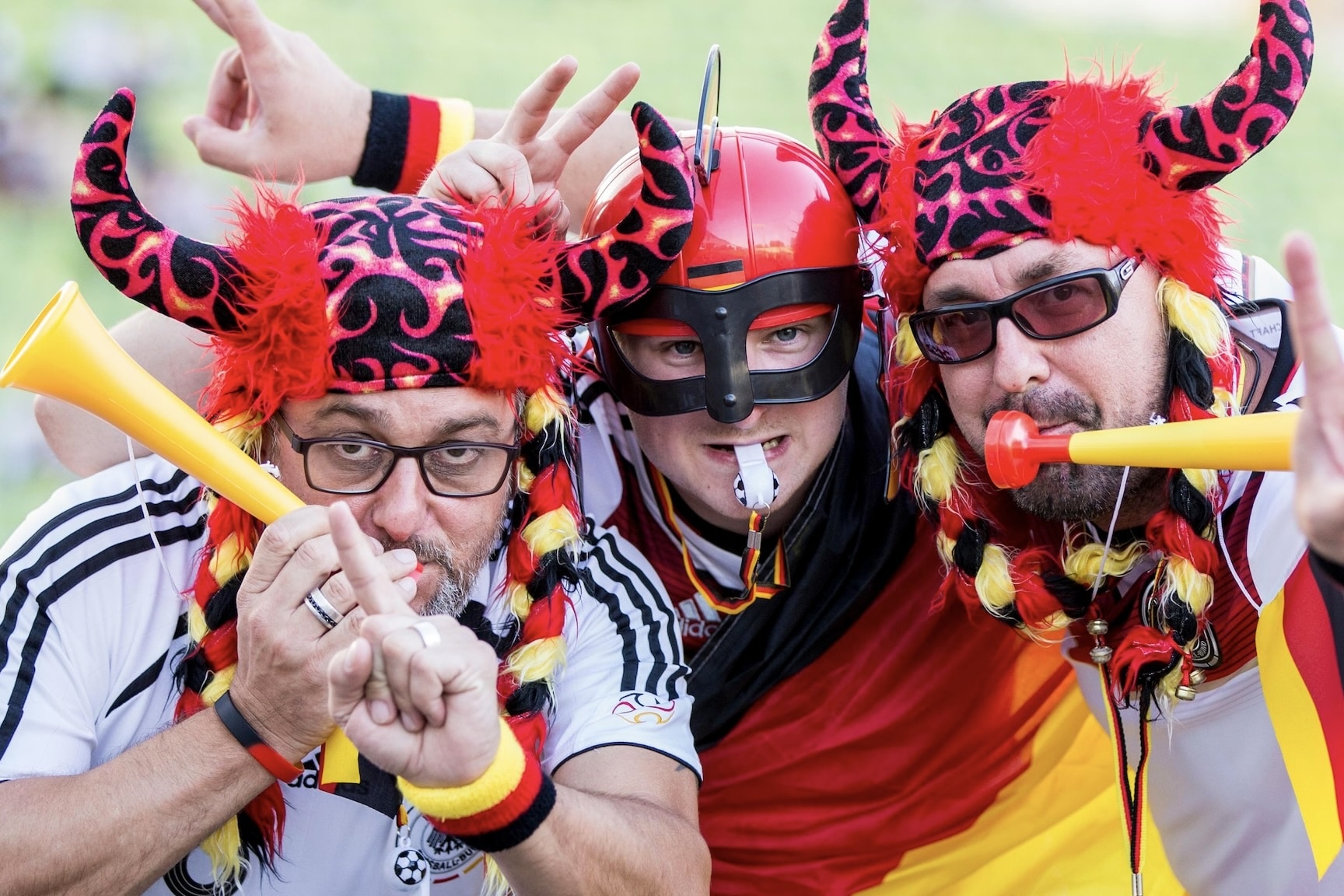 Nguoi Anh do xo den Duc xem EURO hinh anh