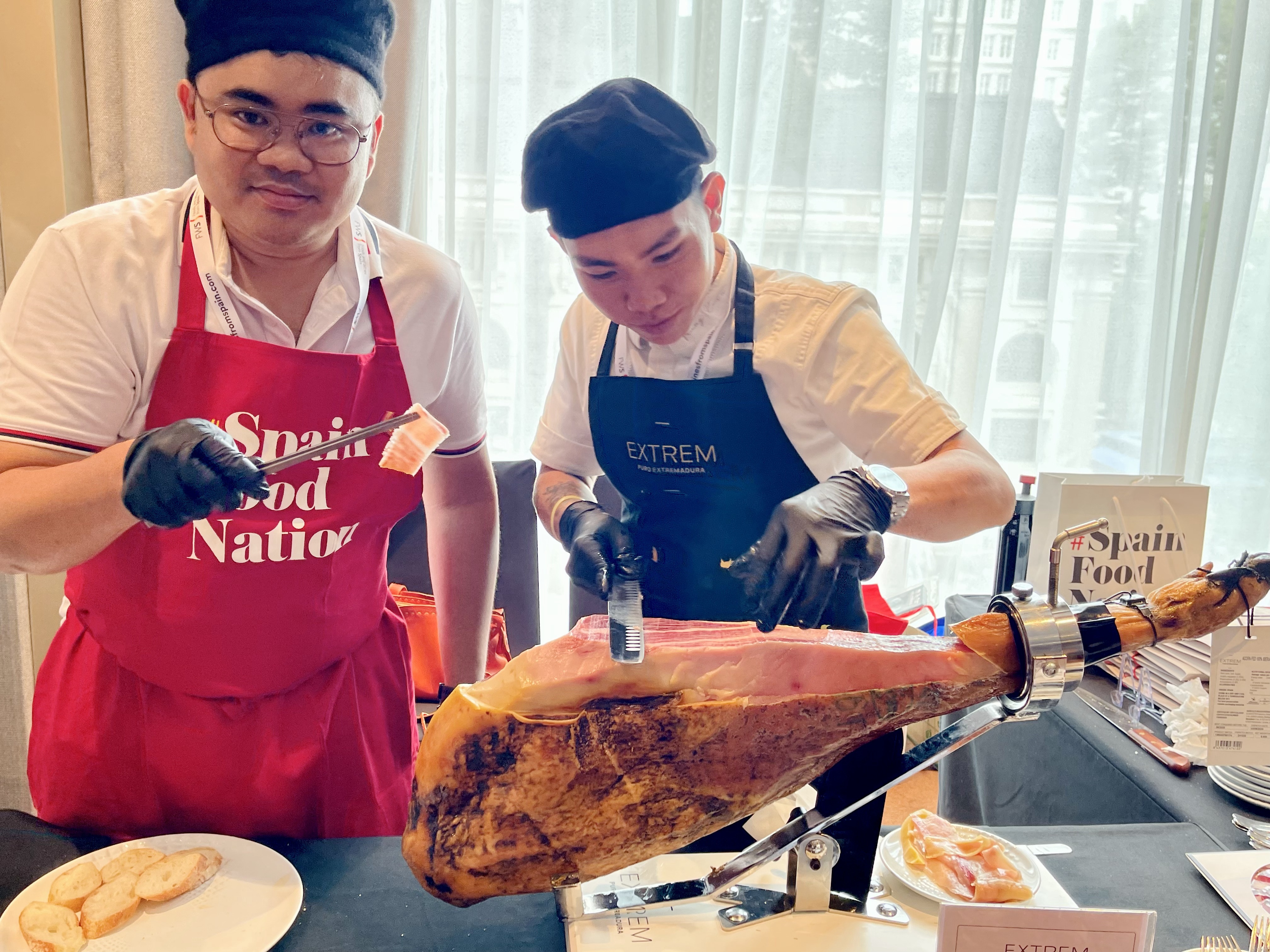 dui heo muoi Iberico anh 1