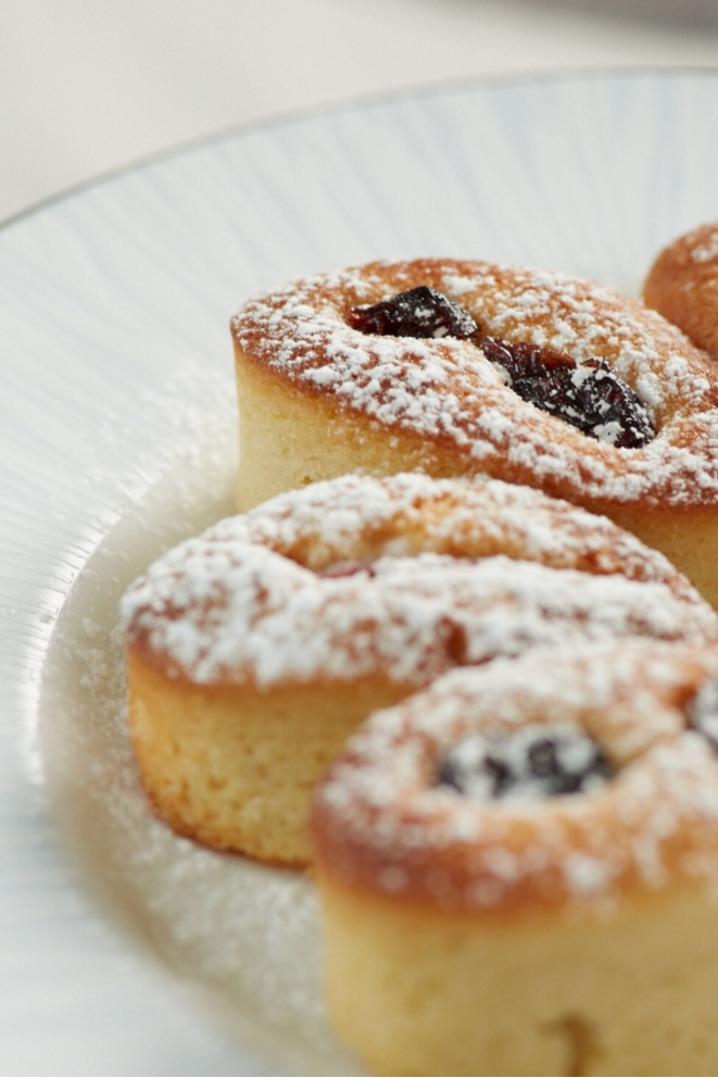 Fashionista Cafe anh 1