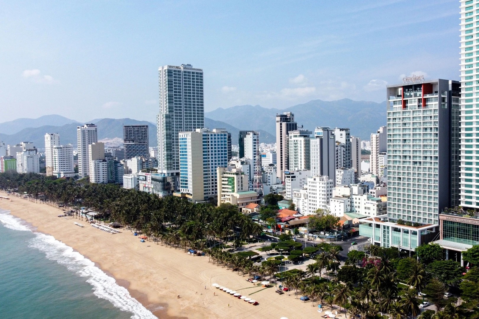 Du lich mien Trung anh 1