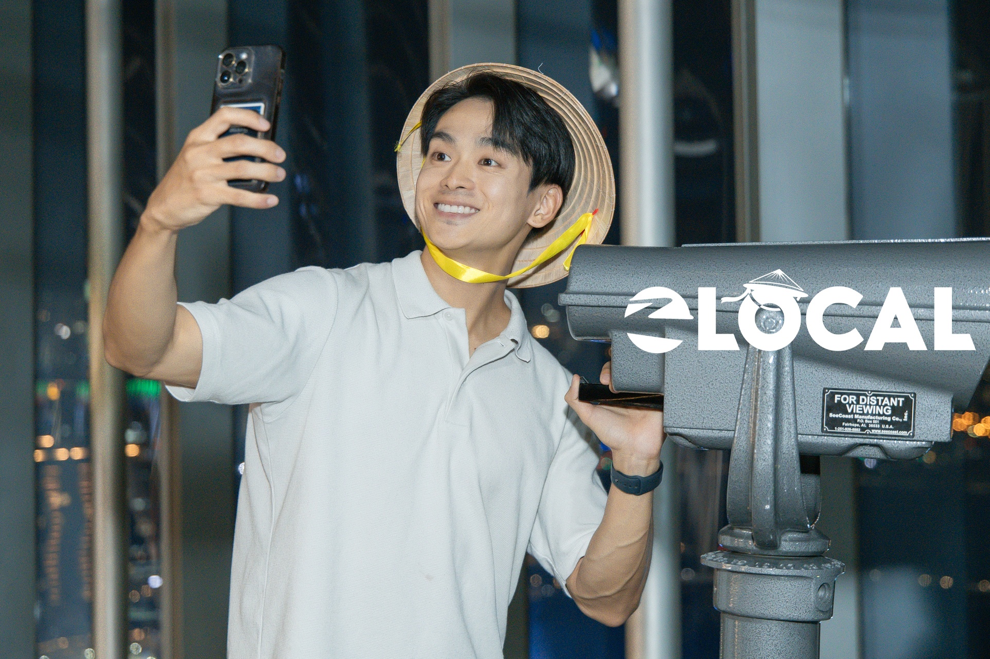 Blogger Han Quoc va dien mao TP.HCM nhin tu tang 49 hinh anh