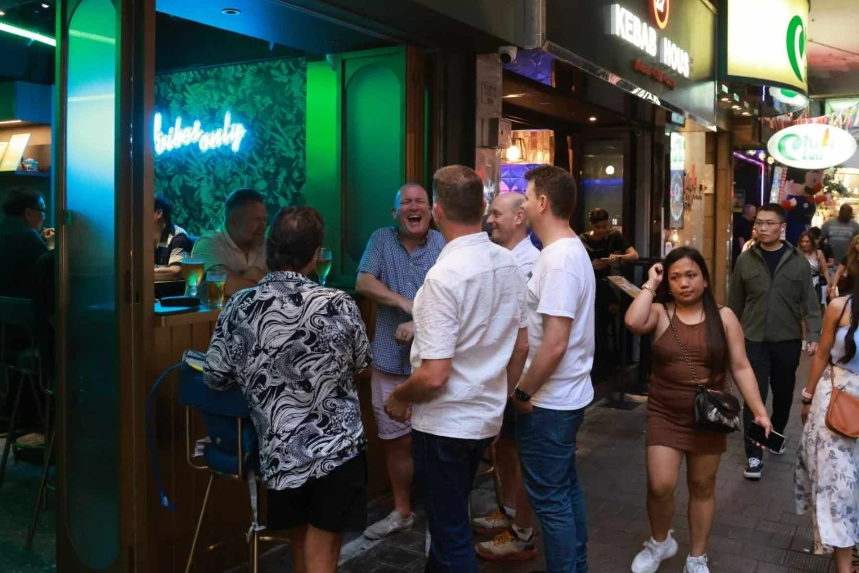 Olympics o Paris nhung nha hang Hong Kong mong huong loi hinh anh