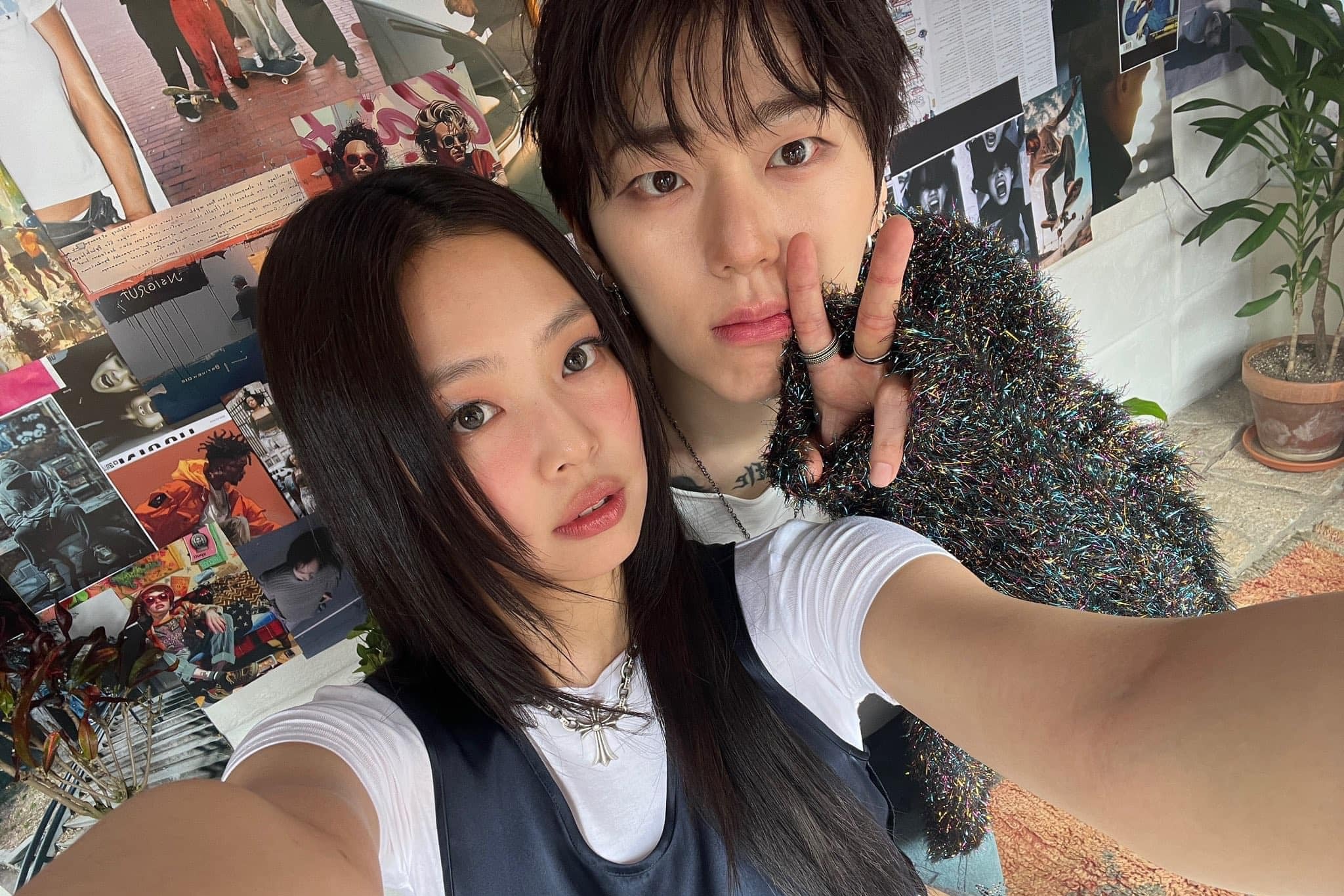 40% Gen Z du lich de 'du idol' hinh anh