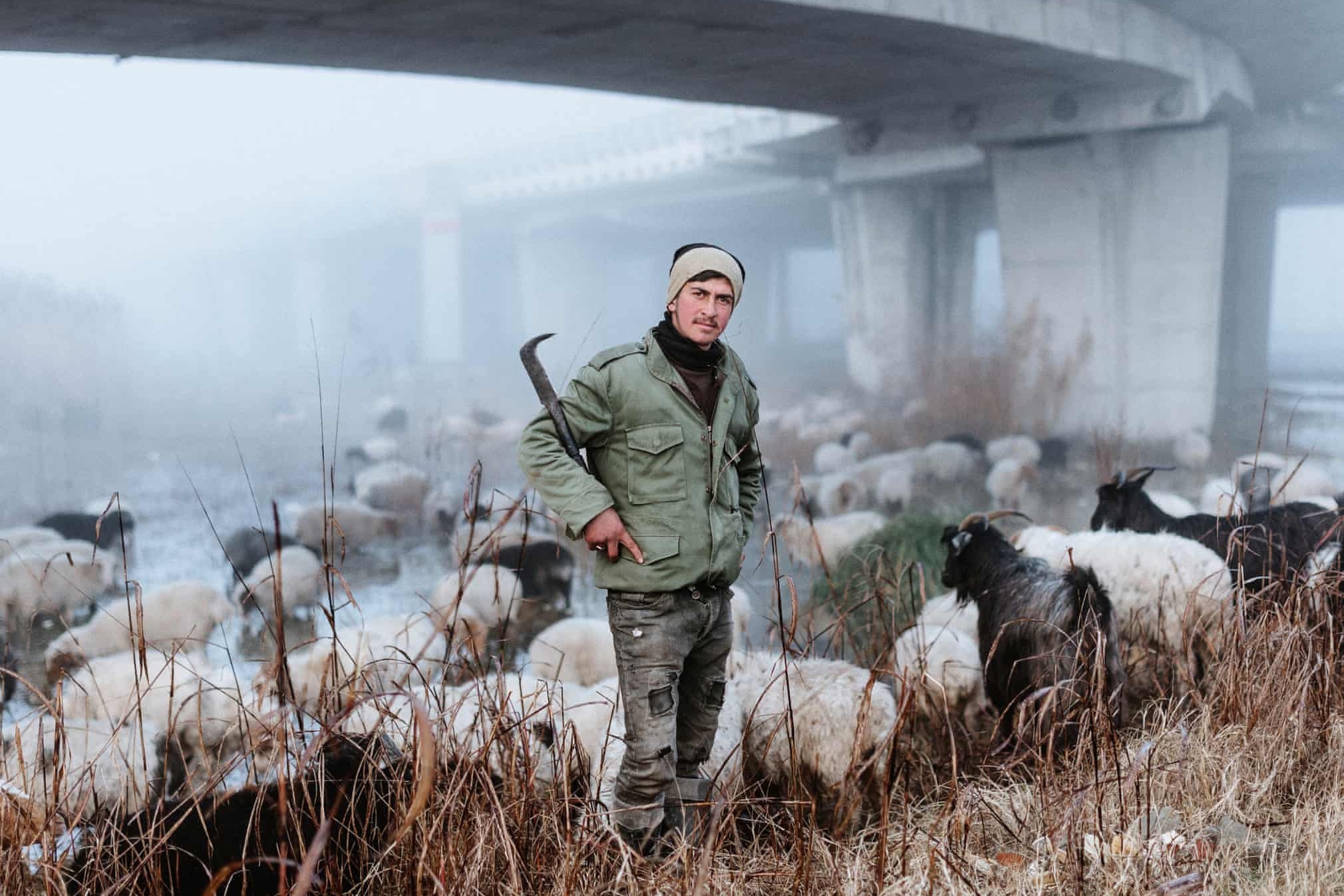 Canh can nuoc kho tin tai ho lon nhat the gioi hinh anh