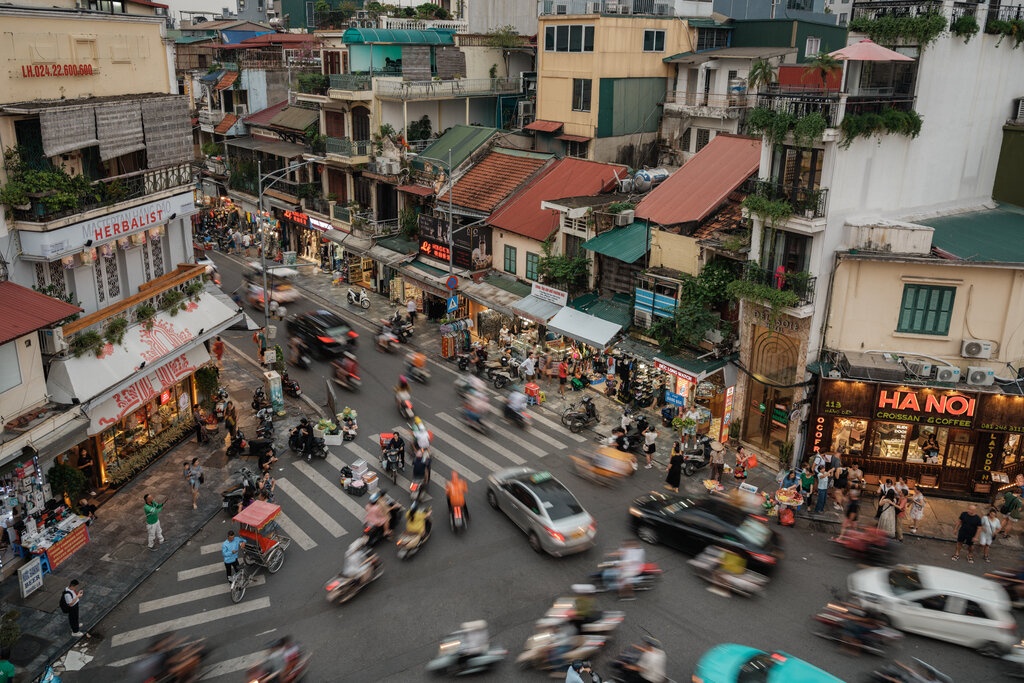 Bao My goi y lich trinh an nha hang, ngoi quan bar o Ha Noi hinh anh
