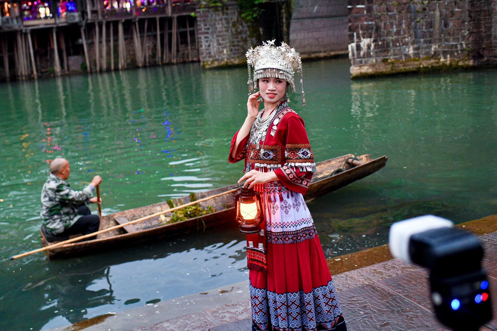 Trung Quoc lai mien thi thuc hinh anh