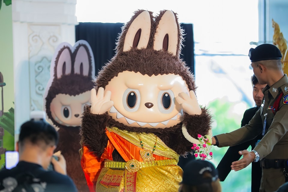 Labubu, Moo Deng va cong thuc 'hai ra tien' cua du lich Thai Lan hinh anh