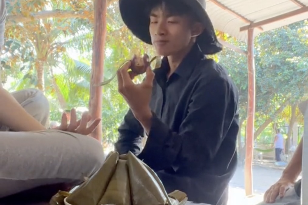 Le Tuan Khang tiet lo can canh 'dam gio ben con' hinh anh