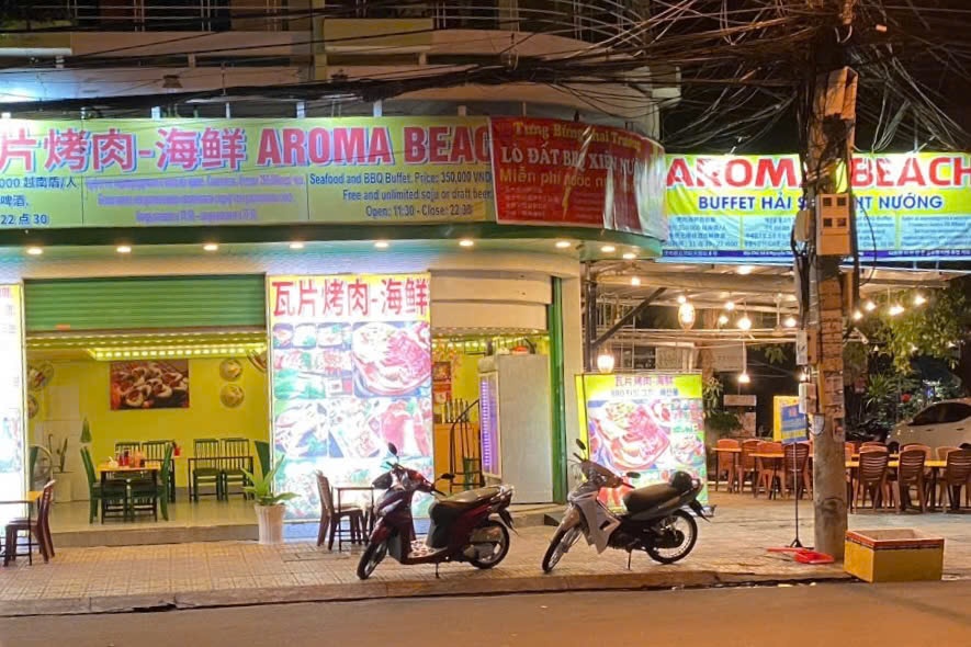 Khach Trung Quoc to bi 'chat chem' bua an 15 trieu dong tai Nha Trang hinh anh